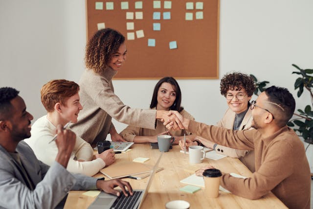 Arbeit diverses Team kulturelle Diversität Deutschland